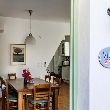 Zoes - Harbor & Sea Views 빌라