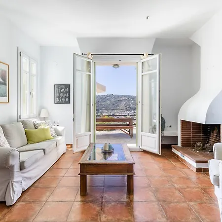 Zoes - Harbor & Sea Views * 스코펠로스 타운