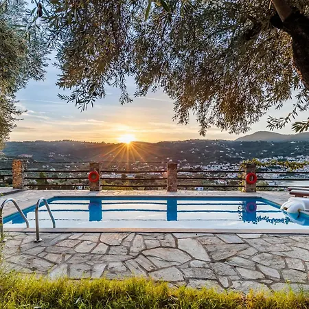 Zoes Skopelos